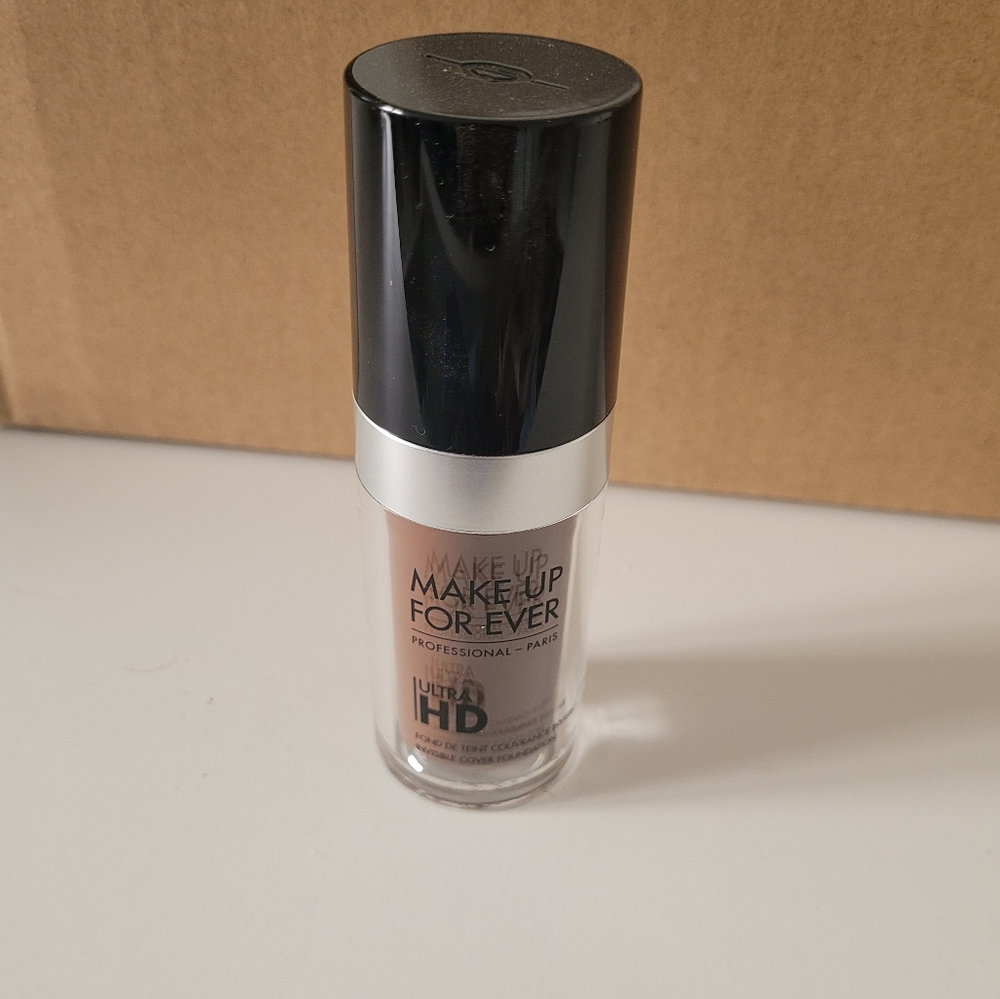 New Makeup forever ultra HD foundation